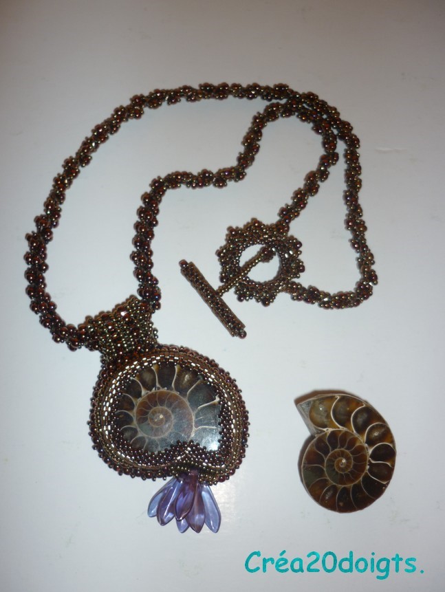 Collier Ammonite.
