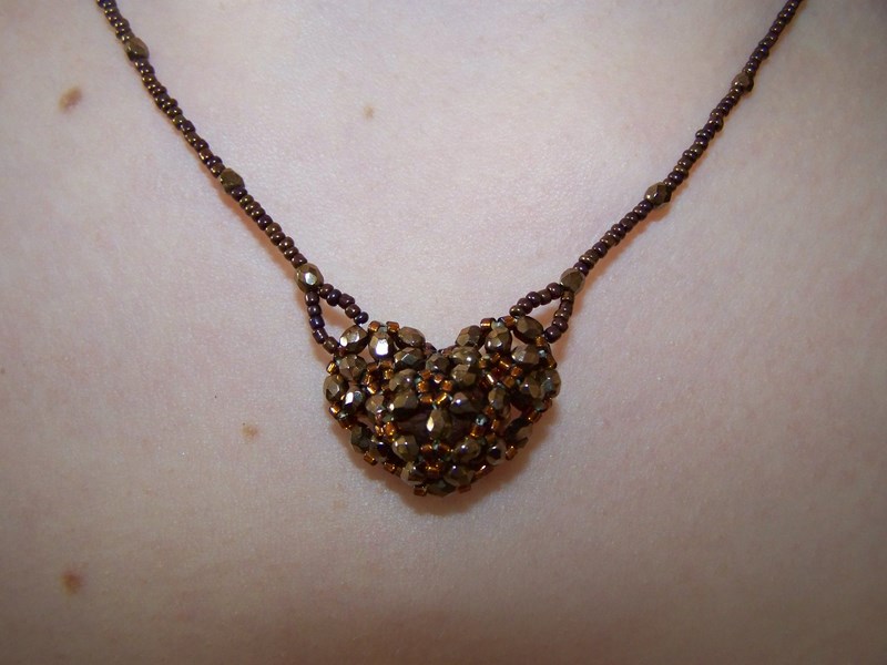 Collier.